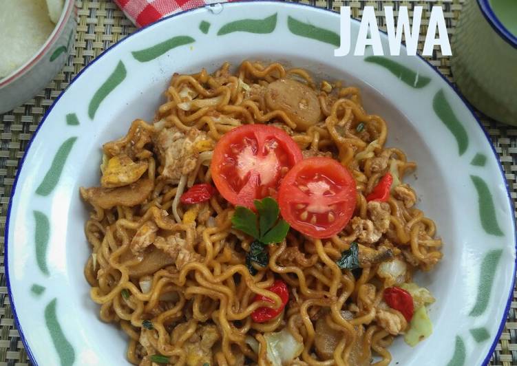 Langkah Mudah Menyiapkan Mie goreng jawa (#Bandung_recookAnidiasarahJasmin) Bikin Ngiler