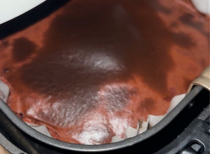 簡單氣炸😤優格巧克力巴斯克蛋糕 的食譜成品照片