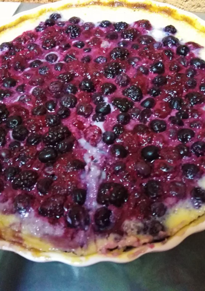 Una foto de Kuchen de frutos rojos