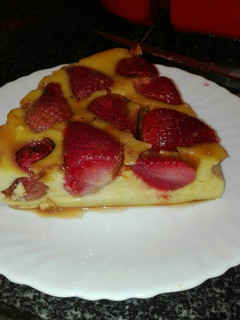 Una foto de Tarta de fresa en la olla GM g