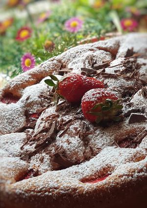 Une photo de Moelleux aux fraises 🍓 un délice 👌