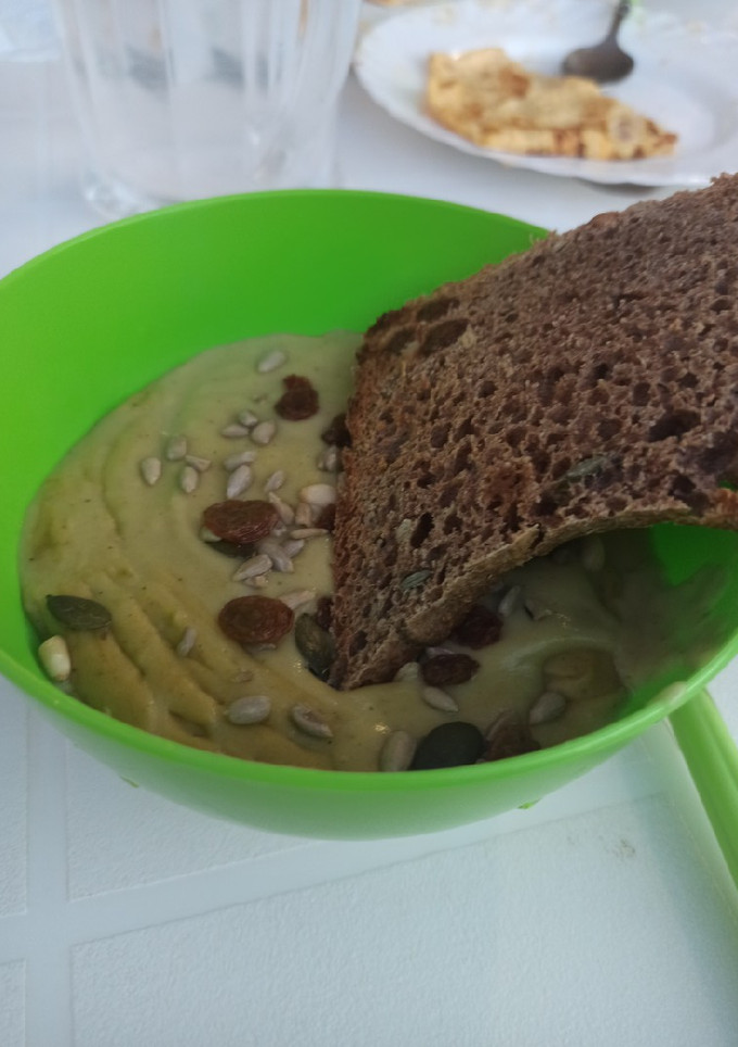 Una foto de Crema de espárragos verdes Mambo