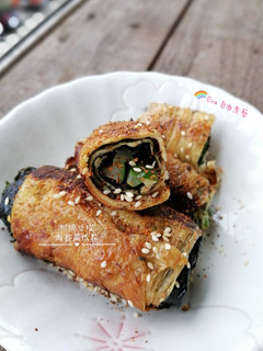 甜甜鹹鹹又爽脆的照燒豆皮海苔黃瓜卷! 的食譜成品照片