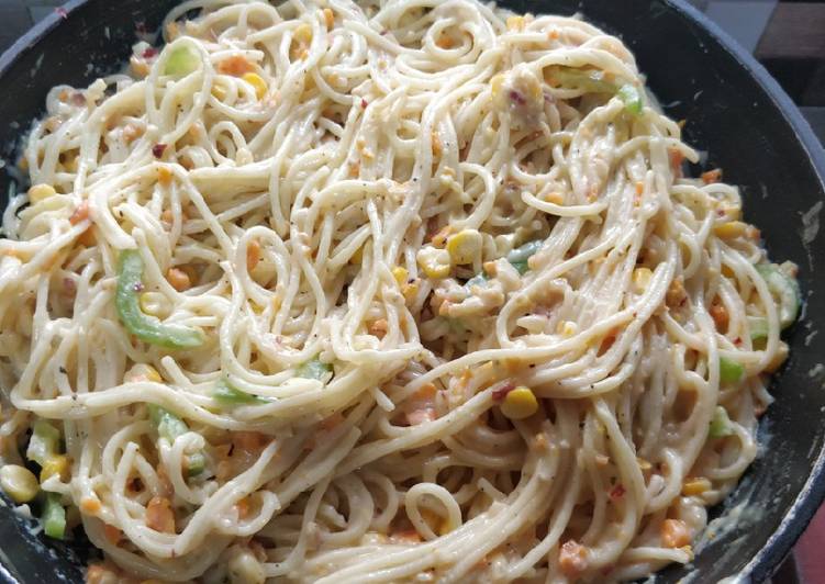 Simple Way to Make Appetizing Spaghetti Alfredo