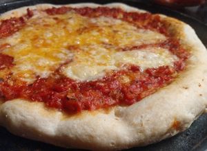 Una foto de Pizza Napolitana casi auténtica