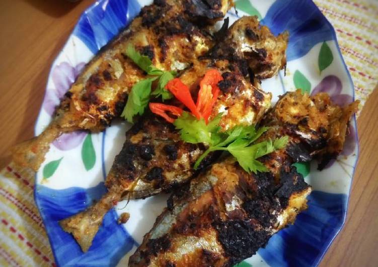 Kembung Bakar Bumbu Padang