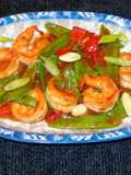 CAMARONES CON VAINAS DE ARVEJAS TIERNAS, SZECHUAN (Chino)