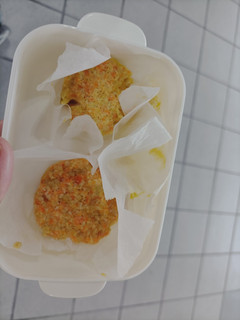 A picture of Baby Carrot Mini Cakes (1 year 10 months).