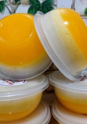 Foto resep Puding Lapis Nutrisari Jeruk in Cup 🍮🍮🍮