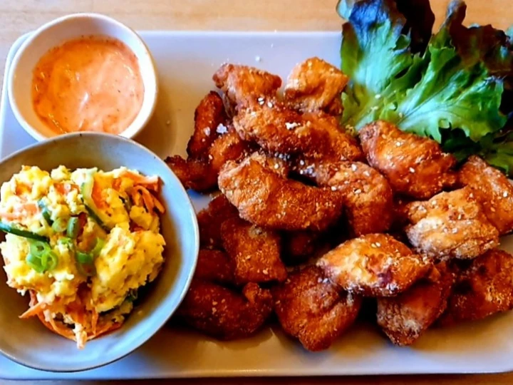 Cara Mudah Membikin Resep 28. Ayam Karaage saus mayonnaise pedas dan Japanese Potato Salad yang Menggugah Selera Anti Ribet, Bisa Manjain Lidah
