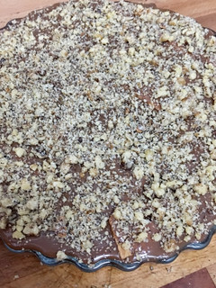 Una foto de Tarta de galletas con flan de chocolate