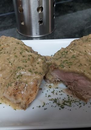 O poză a rețetei Mușchiuleț de porc în sos de ciuperci (champinion).