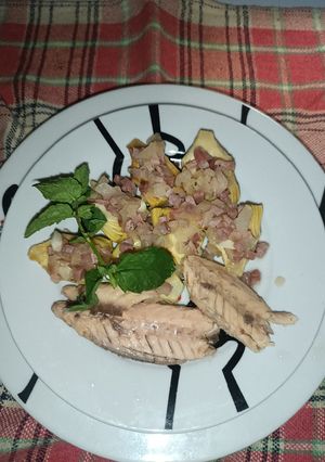 Una foto de Alcachofas en conserva con jamón y caballa