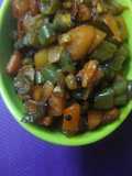 உருளைக்கிழங்கு சேர்த்த கேரட் பீன்ஸ் பொரியல்(carrot beans potato poriyal recipe in tamil)