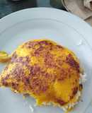 Arepa de zapallo o auyama rellena de pollo y queso blanco