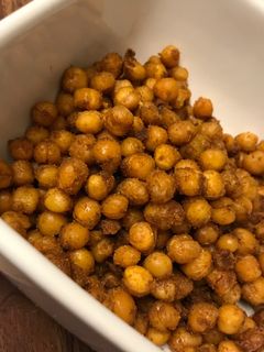 Una foto de Garbanzos al horno • Snack saludable