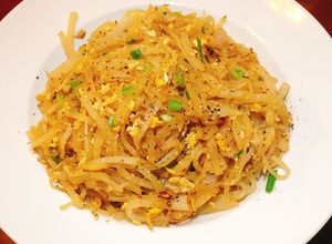 Hình của món Su hào xào trứng 🥚.