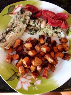 Mediterrán tepsis hal🐟🍅🧈🍋🍠 recept fotója