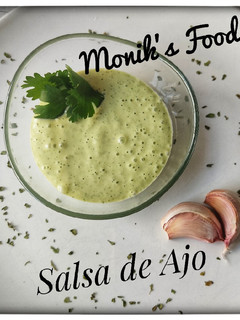 Una foto de Salsa de Ajo 🧄