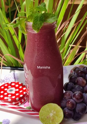A picture of Grapes Juice.
