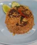 ข้าวผัดต้มยำเนื้อ
