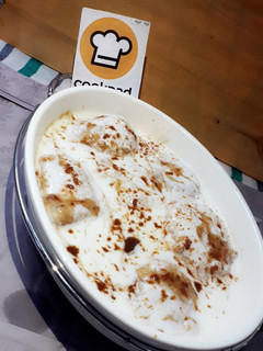 A picture of DAHI Barry with Imli ki chutney.