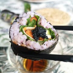 A picture of Purple sushi rice.