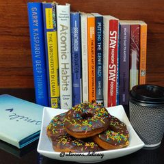 A picture of Mad over Donuts.