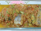 Ikan tenggiri sambel pete tomat