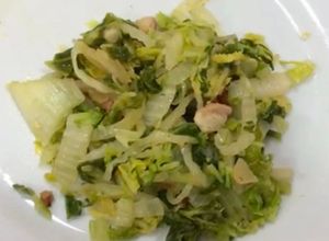 Foto de Acelga Salteada com Bacon Crocante