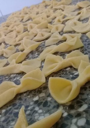 Una foto de Fideos moñitos