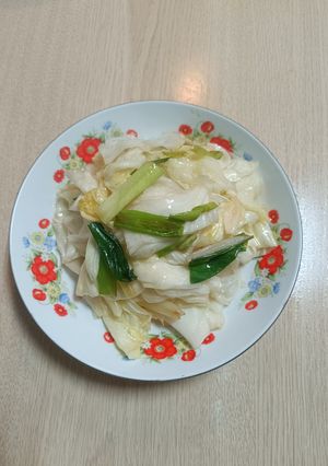 蔥爆高麗菜 的食譜成品照片