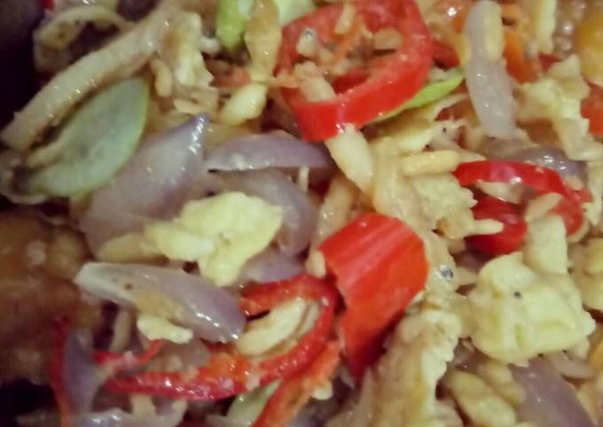 Standar Cara termudah memasak Sambal Teri Tumis Bawang Merah untuk Lebaran dijamin sempurna