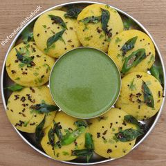 A picture of Dhokla in idli maker.