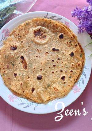 A picture of Curry Leaves Rotis.