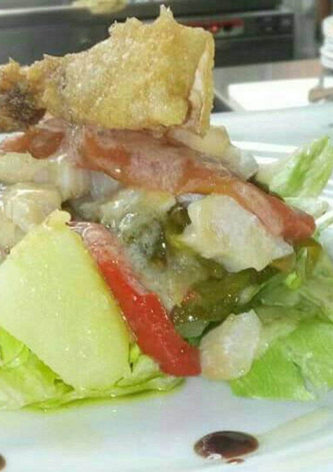 Una foto de Ensalada de ventrescas
