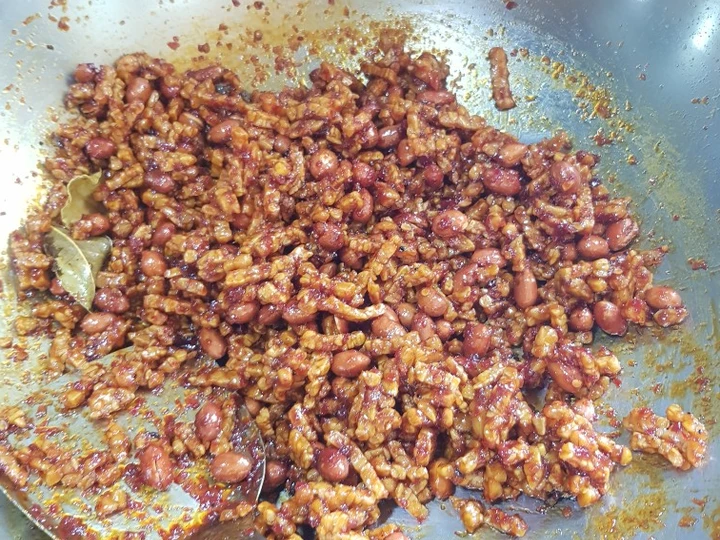 Cara Mudah Membikin Resep Kering tempe dan kacang asem pedas manis yang Menggugah Selera Anti Ribet, Bisa Manjain Lidah