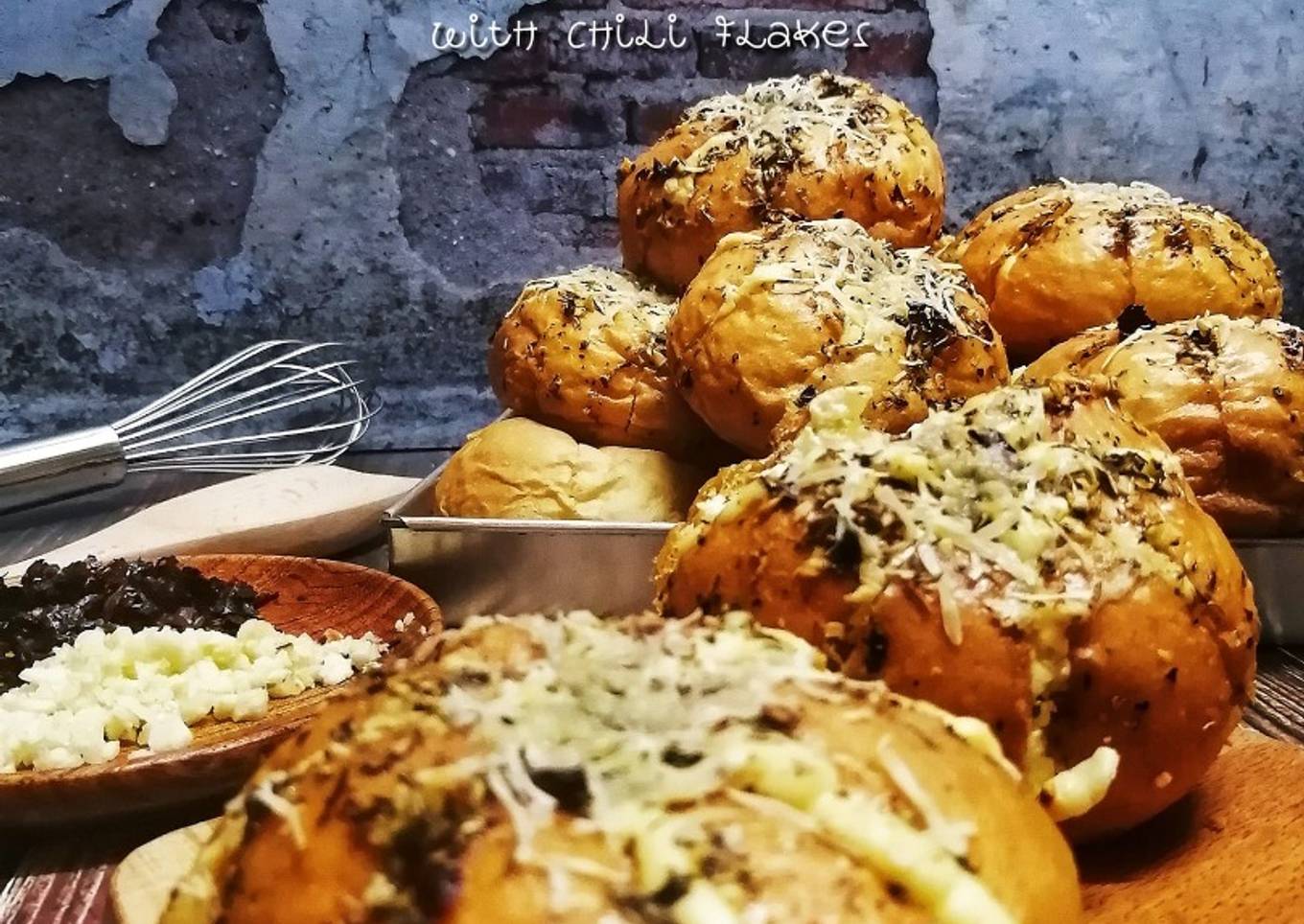 Korean cheese and garlic bread with chili flakes