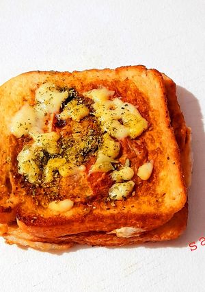 A picture of Cheese Egg Toast.