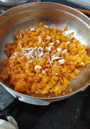 મીઠી ગુંદી રેસીપી મુખ્ય ફોટો