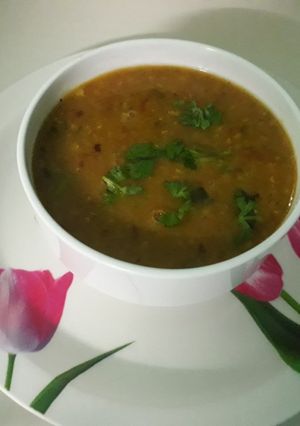 A picture of Panch misali dal.