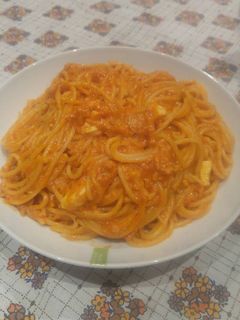 Una foto de Espaguetis con atún