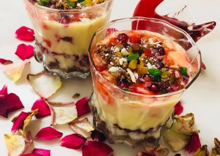 Biscuit custard Pudding