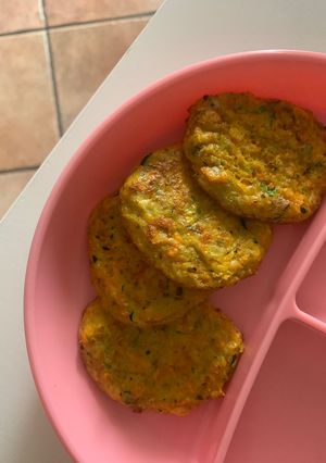 A picture of Zucchini and Carrot Fritters. BLW IDEAS.