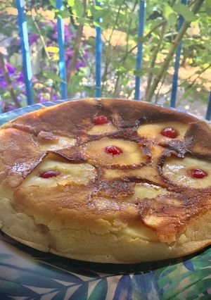 Foto principal de Pastel de leche con manzana (en sartén)