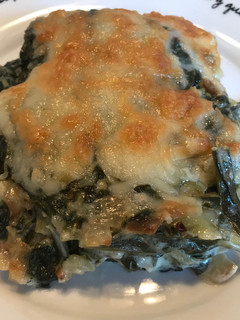 Una foto de Acelgas gratinadas con patata y queso