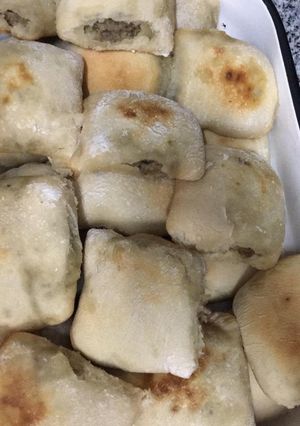 Una foto de Pirok o empanada alemana de repollo
