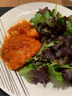 Una foto de Bacalao con tomate