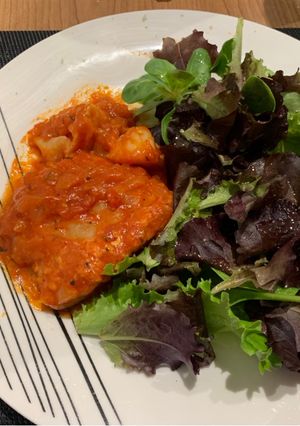 Una foto de Bacalao con tomate