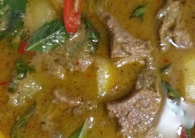 สูตร แกงเขียวหวานเนื้อตุ๋นใส่ฟัก โดย Tidawan Tida - Cookpad